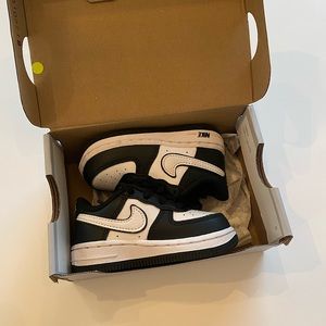 Nike Air Force LV8 - Toddler 5C